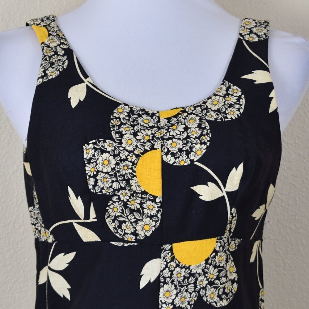 Vintage 60s Mod Floral Jumpsuit - 6/8 - Picture 2 of 10